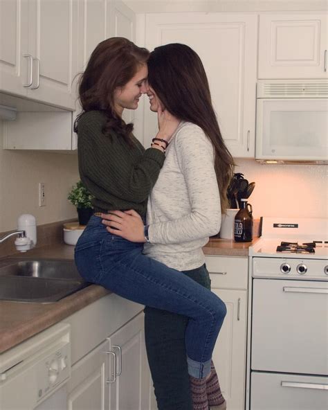 Teen Lesbian Porn Videos 